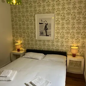 https://maison-d-orange-chambres.fr-provencehotel.com