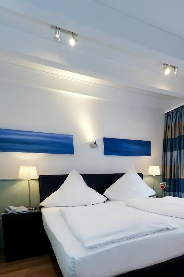 Hotel Im Kupferkessel Köln 2*,