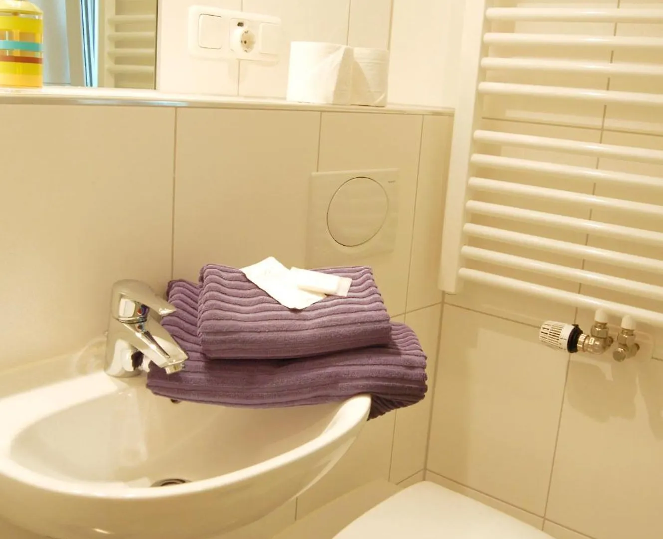 **  Hotel Im Kupferkessel Colonia Germania