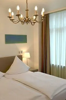 Hotel Im Kupferkessel Colonia 2*,